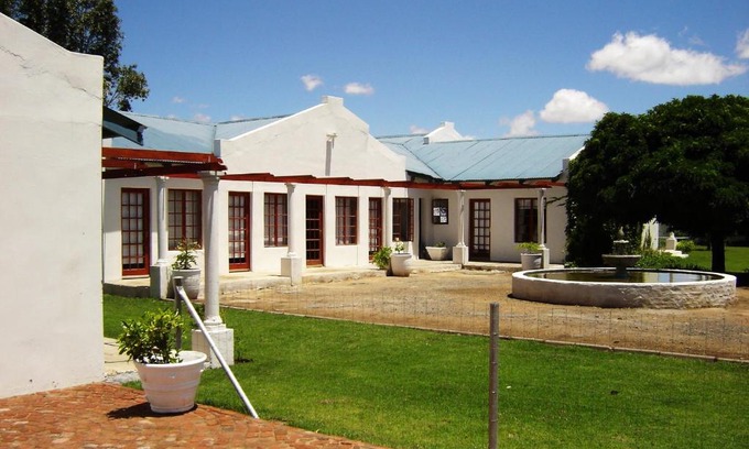 Mangaung Cabin | Rhino Creek Estate
