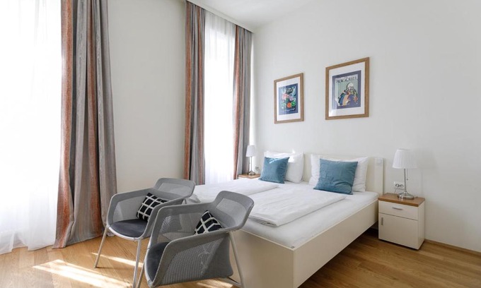 Roßau Hotel | Riess City Rooms - Self Check-in