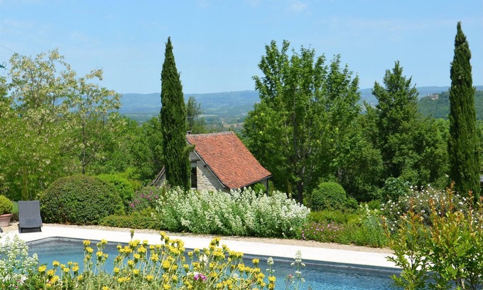 Saint-Denis-les-Martel Cottage | Rigaudou charming cottage for 2, Dordogne valley, heated pool