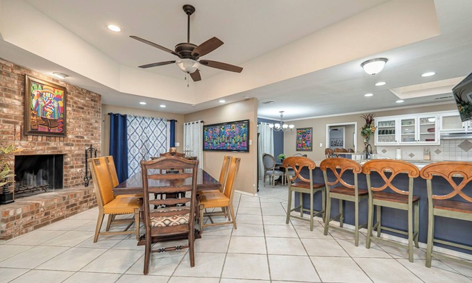 Midland House | Right At Home- Midland Santiago Dreams w/man cave, two large yards xtra parking