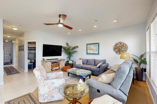 Indian Beach Apartment | Rising Tide