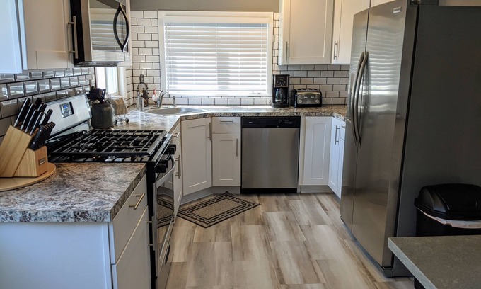 Spring Lake House | River Street Retreat - Wonderful for any reason or any season!