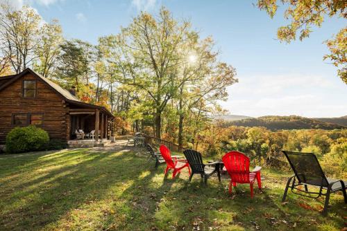 Paw Paw House | Riverfront Log Cabin w Fireplace Grill & Fire Pit