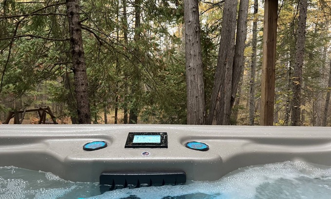 Indian River Cabin | RiverHouse Cabin with Hot Tub and Central State Trail Access!