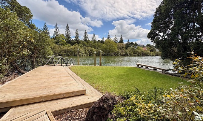 Whangarei House | Riverside Retreat – Spacious 4 Bedroom Home Just Minutes from the City Centre