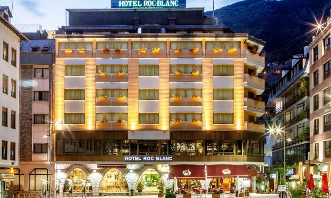 Avinguda de Carlemany Hotel | Roc Blanc Hotel & Spa