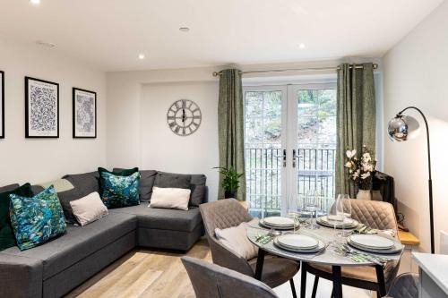 Stoney Middleton House | Rock Mill Duplex Apartment 42