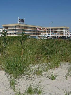 North Wildwood Hotel | Roman Holiday Resort