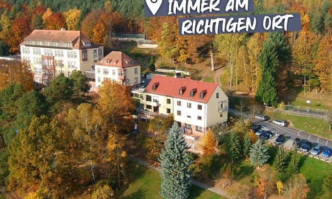 Lohr am Main Hotel | Roomingtons Hotel Franziskushöhe Lohr