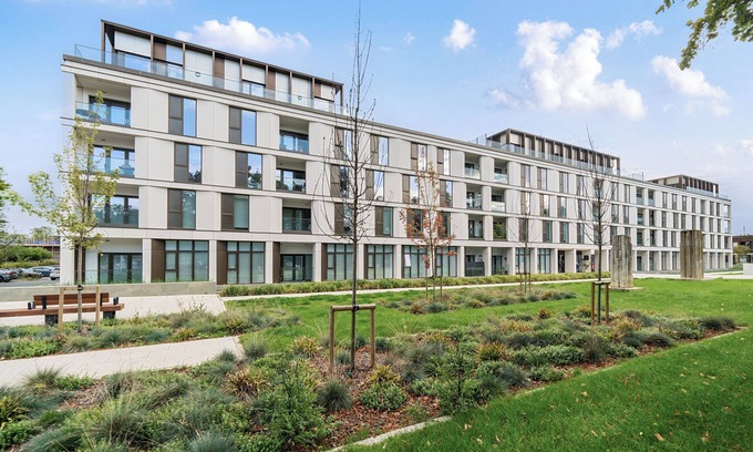 Walton-on-Thames Apartment | Roomspace Apartments - Walton Court