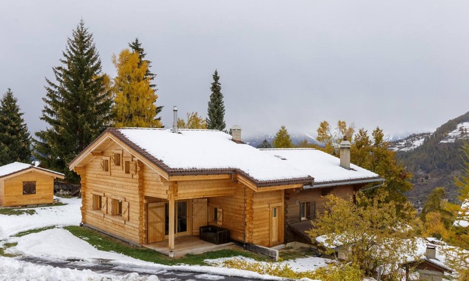 Mayens-de-Riddes House | Rosaline - Large and cosy Swiss Chalet with beautiful views