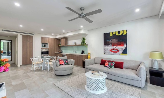 Palm Cove Apartment | Rose at Temple Palm Cove A Poolside Paradise
