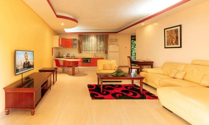 Bugolobi Apartment | Royal Suites Hotel - Studio Suite 1