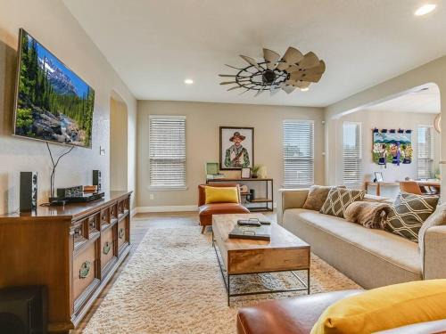 Wetmore House | Rustic Residential Home by JW Marriott & TPC Golf