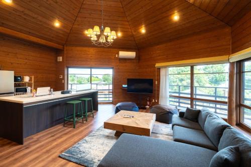 Yawatano Villa | S-villa Izu Rokkakutei