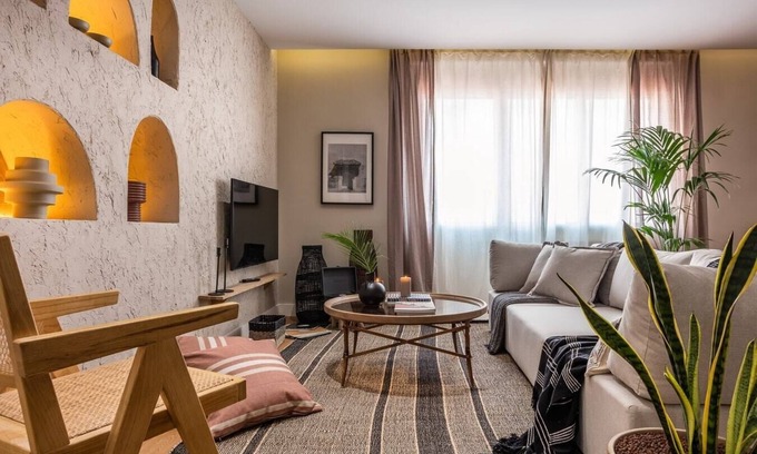 Almagro Apartment | Sabha - 3 bedrooms in Almagro