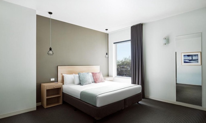 St Kilda Hotel | Saint Kilda Beach Hotel - formerly Rydges St Kilda