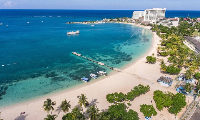 Ocho Rios Resort | Sandcastles Beach Resort