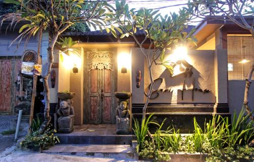 Sayan House | Sari House Ubud - Balinese Style Homestay