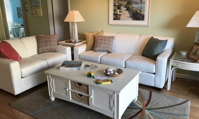 Bethany Beach Condo | Sea Colony, Walk to Beach & Tennis-Beautiful, Sparkling Clean Getaway!