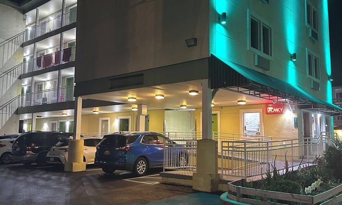 Seaside Heights Hotel | Sea Palace Inn