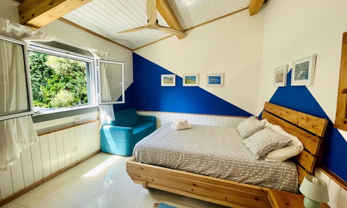 Ponta Delgada Cottage | Sea Roots "Garden zone 1" - Ocean and Mountain