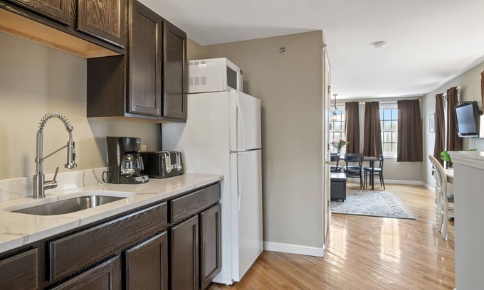 Ogunquit Hotel | Sea Rose Suites