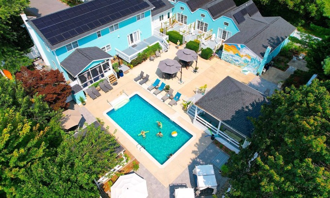 Rehoboth Beach Hotel | Sea Shell Room - Pool, Hot Tub, Sauna