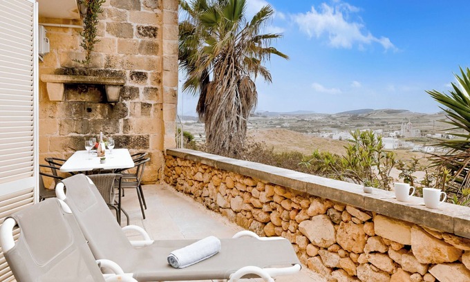 Zebbug Apartment | Sea & Valley Views Żebbuġ Gozo, Iz-Żebbuġ, Malta