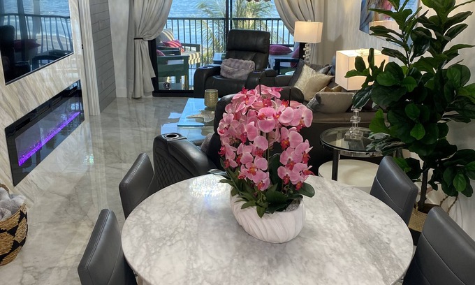 Mid Island Condo | SEASIDE 204. Luna Sea is a luxurious BEACHFRONT 2BR/2BA Condo in FMB