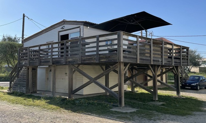 Gruissan Plage Ski Chalet | Seaside cottage