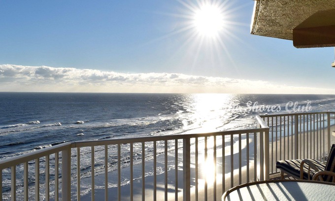 Daytona Beach Shores Condo | Sept/Oct: The Best @ 1001 Shores Club! Pool/NO-DRIVE Bch/Grills/Picklebll/BsktBl
