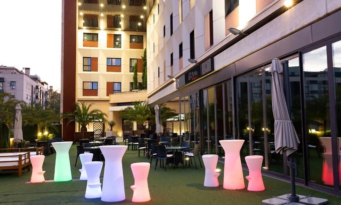 Pinto Hotel | Sercotel Las Artes Pinto