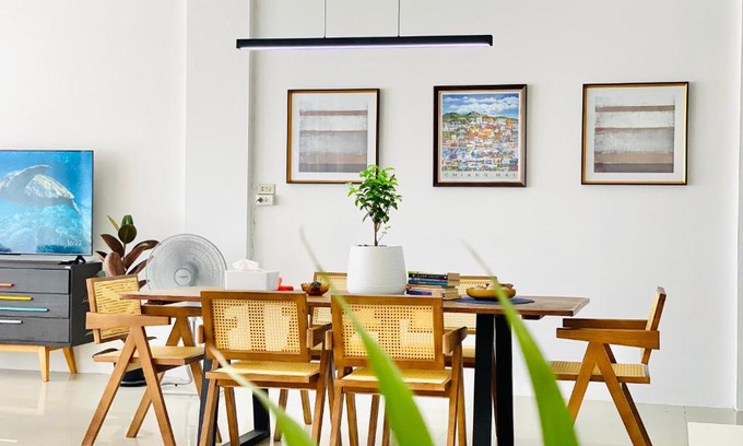 Wua Lai House | Serenity and Spacious Townhouse, Saturday Night Market at doorstep