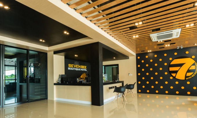 Surin Hotel | Seven Bee Boutique Hotel