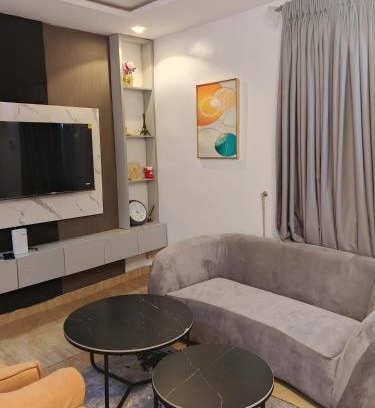 Ebute-Metta Apartment | Shabby Luxury Apartment
