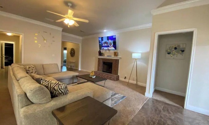 Midland House | Shepherd's Court - A 4-bedroom retreat