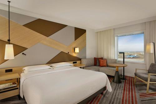 Schiphol Hotel | Sheraton Amsterdam Airport Hotel and Conference Center