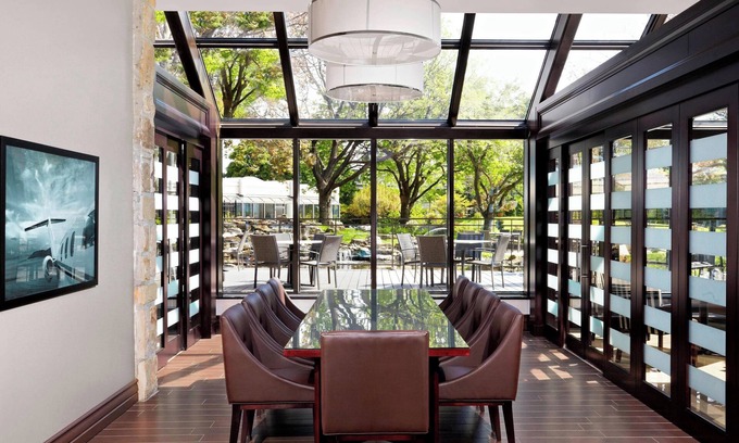 Dorval Hotel | Sheraton Montreal Airport Hotel