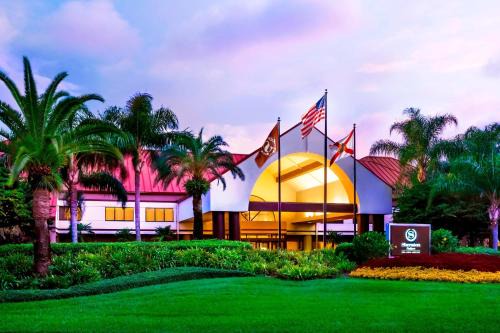 Airport North Hotel | Sheraton Suites Orlando Airport Hotel