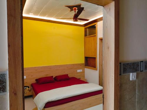 Mathura House | Shri Rajadhiraj Ashray, Mathura