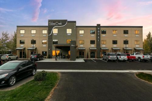 Bellevue Hotel | Silver Creek Hotel