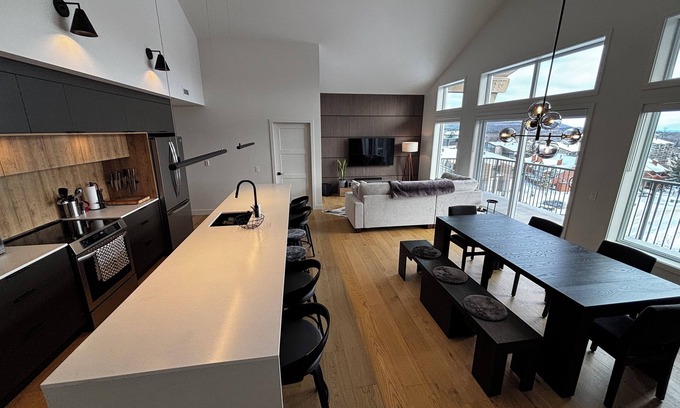 Beaupre Condo | Ski-in Penthouse Condo at the base of Mont-Ste-Anne