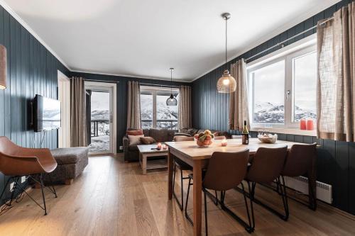 Hemsedal Apartment | Ski in-Ski out and True Mountain Charm