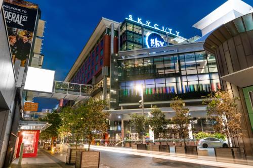 Auckland Central Business District Hotel | SkyCity Hotel Auckland