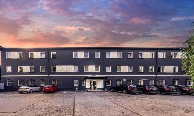 Bernburg House | SL'otel Budget