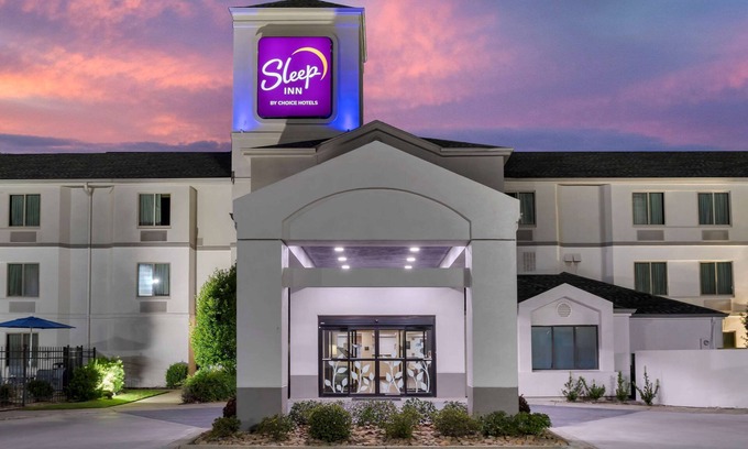 Broadmoor Hotel | Sleep Inn Baton Rouge East I-12
