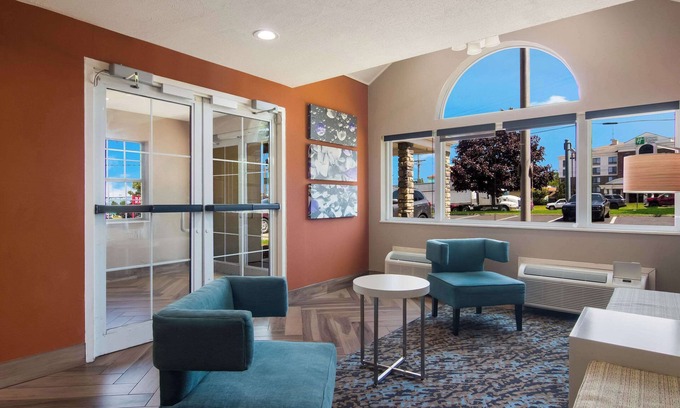 Erie Hotel | Sleep Inn
