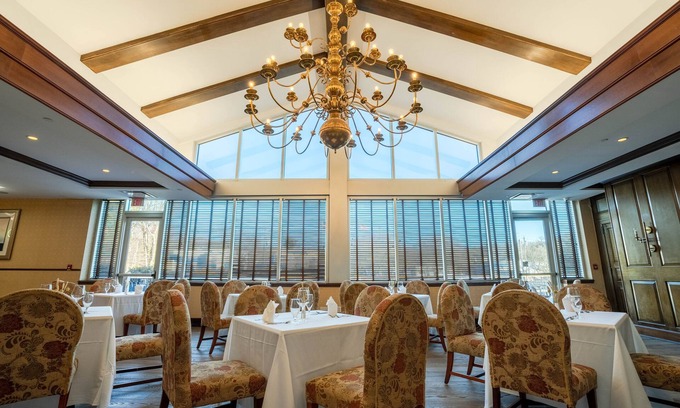 Tarrytown Hotel | Sleepy Hollow Hotel