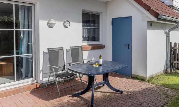 Carolinensiel Apartment | Small but nice: this vacation home with modern furnishings impresses with its